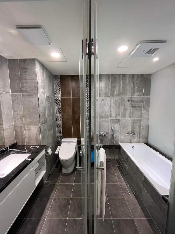 Bentley Hotel Csungli Kültér fotó